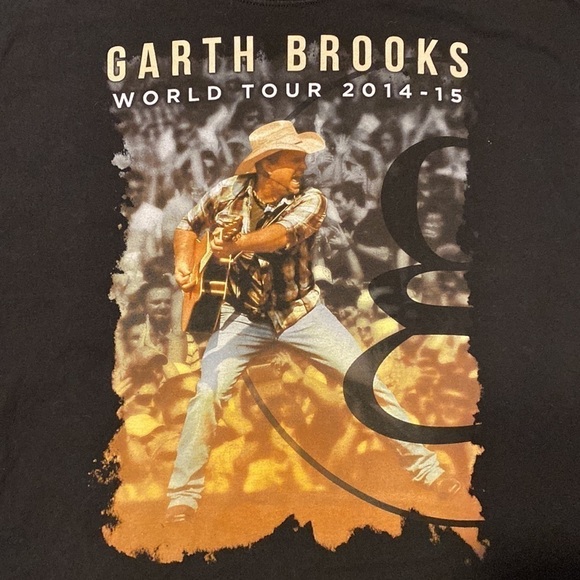 Garth Brooks World Tour 2014-2015 concert tshirt size large - Picture 2 of 9